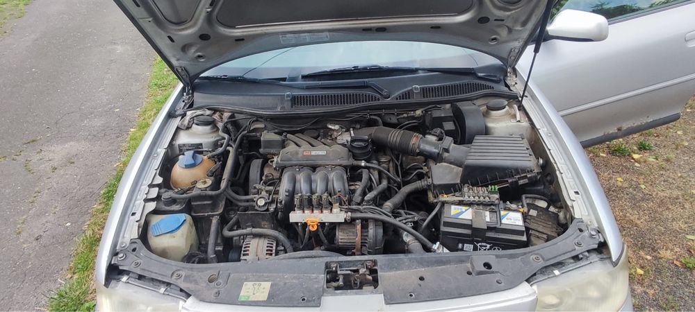 Audi a3 8l 1.6 benz + lpg