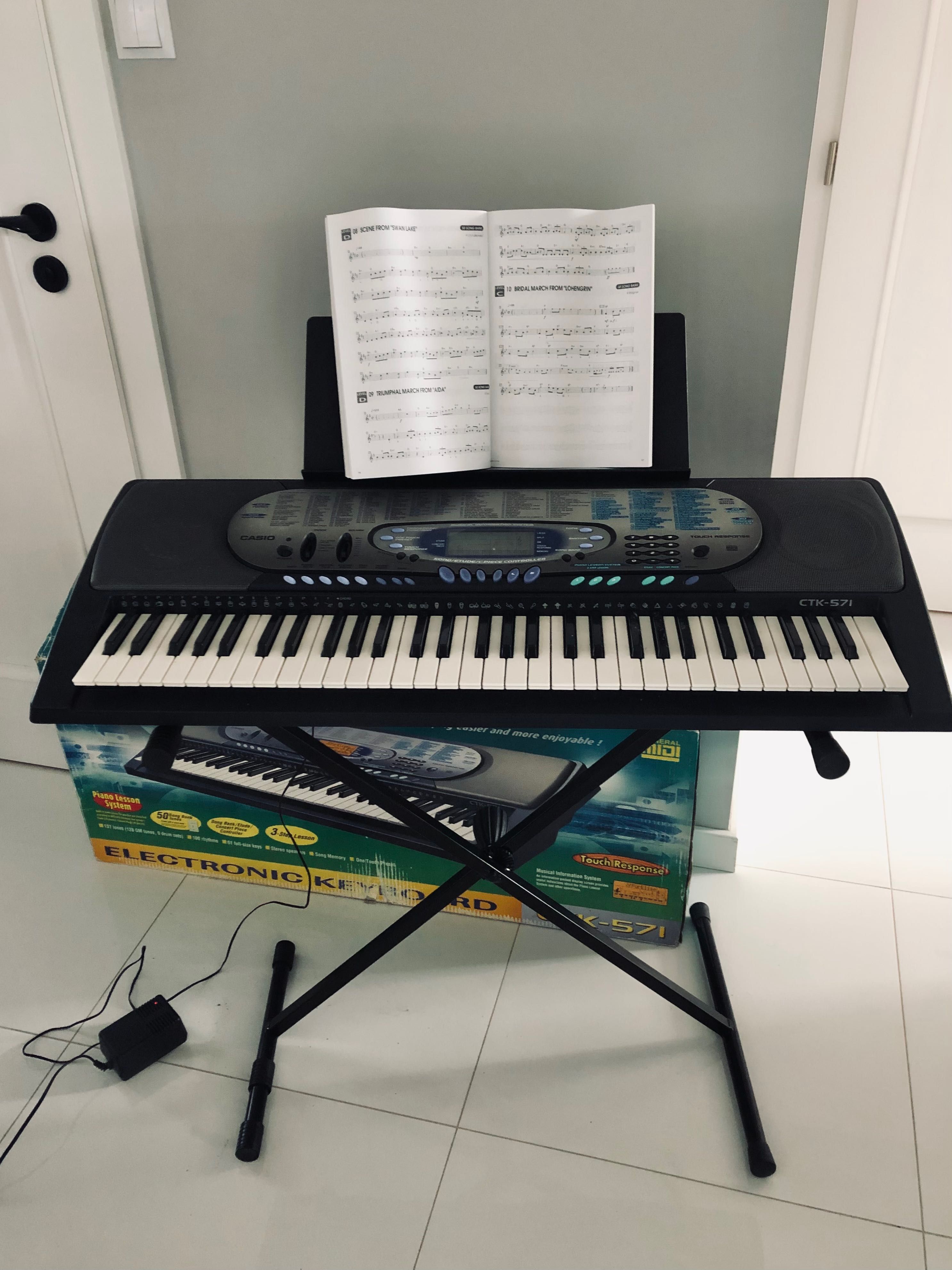 keyboard CASIO CTK-571 stojak statyw pulpit na nuty