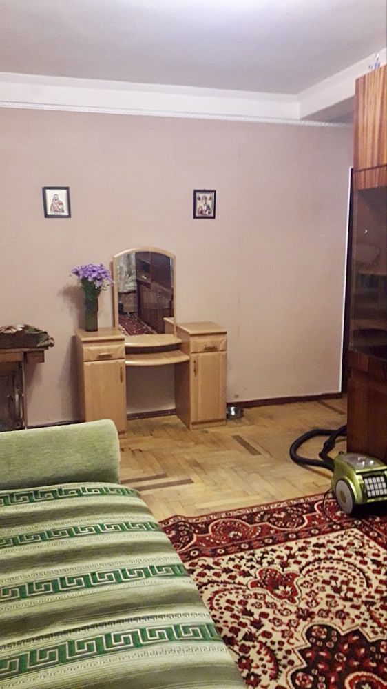Сдам  2 ком квартиру в  Вознесеновском  р-не , ул .Победы