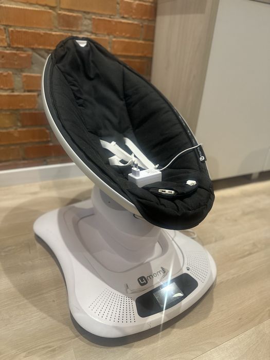 Продам шезлонг-качалку 4moms mamaRoo 4.0