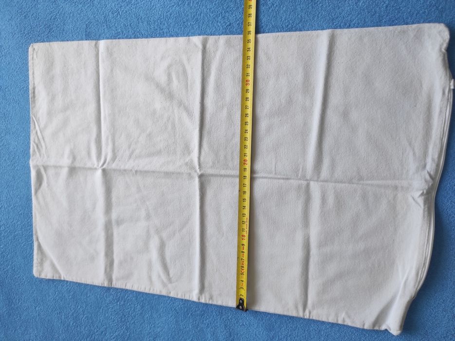 Pościel do łóżeczka dziecięcego .