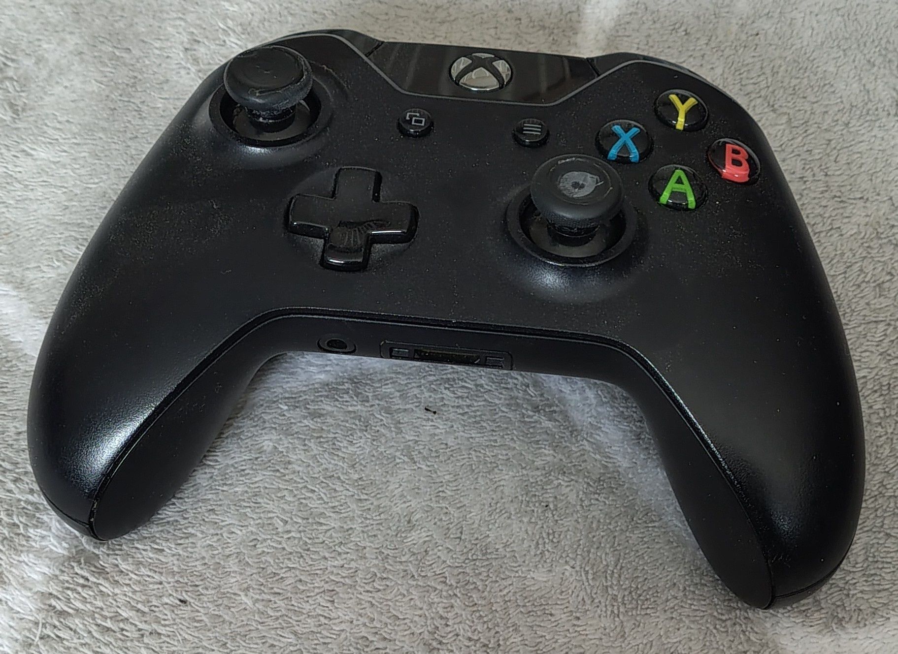 Xbox kontroler - z wadą - analog stick drift