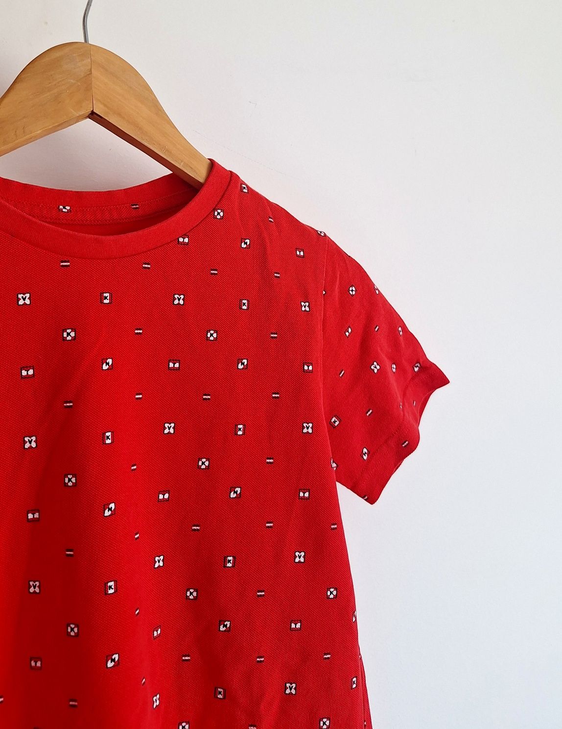 T-shirt Nukutavake tamanho 14 anos