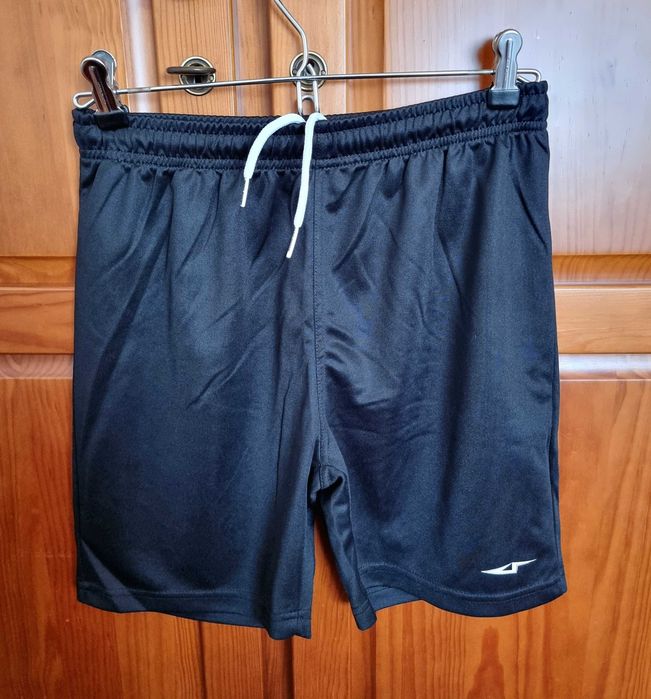 Calções pretos desportivos Team Quest, tamanho 13-14 anos