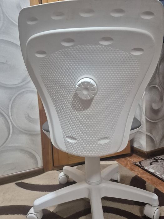 Продам Крісло Nowy Styl Ministyle GTS White Cat and Mouse