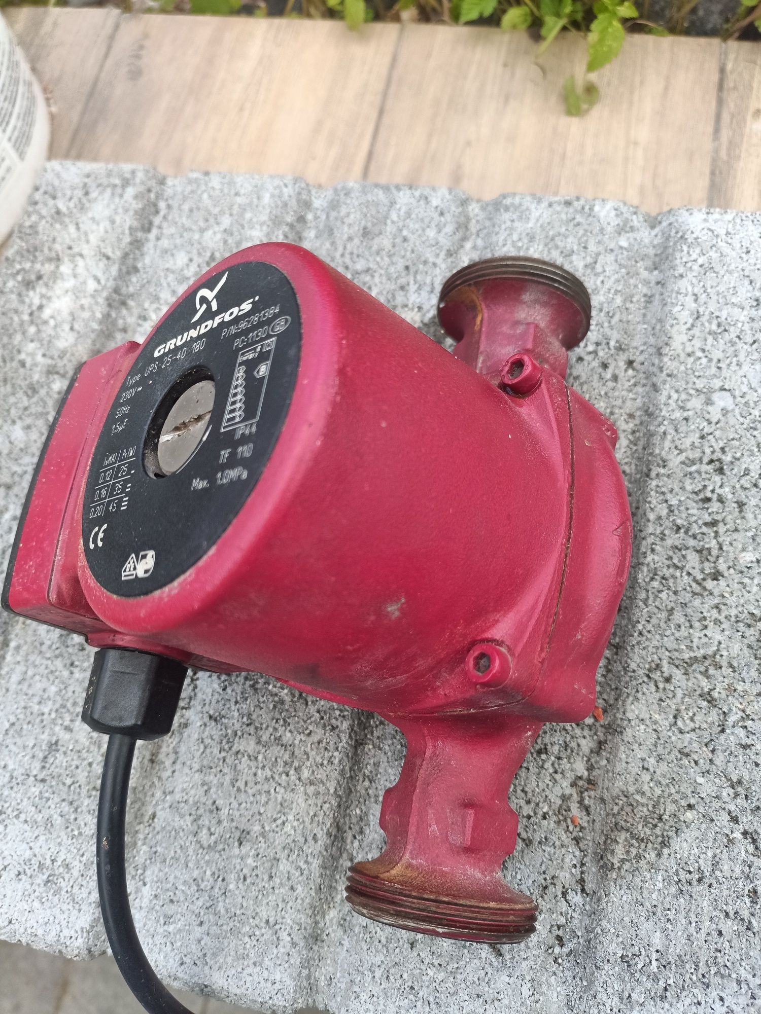 Pompa obiegowa co grundfos