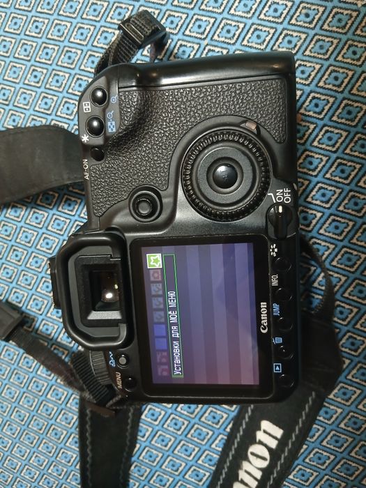 В гарному стані canon 40d