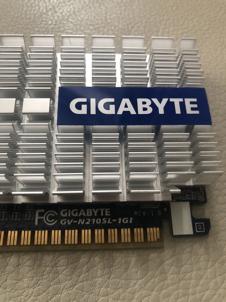 Karta graficzna Gigabyte GV-N210SL-1GI