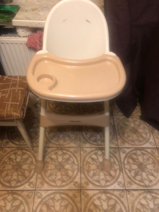 Продам стульчик для кормления