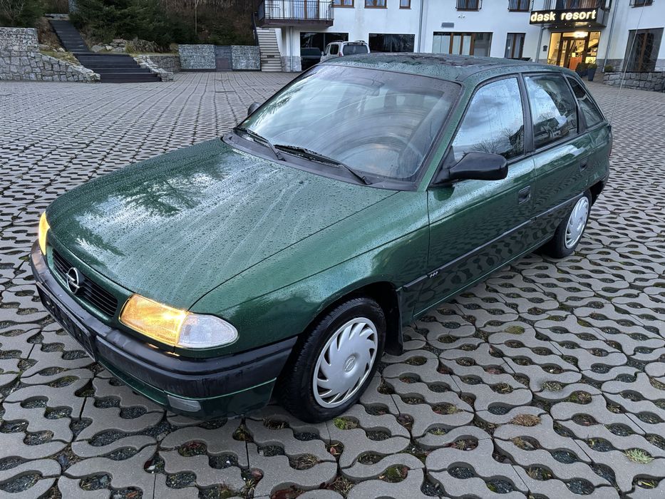Opel Astra 1,6 ben , jeden wlasciciel z Niemiec