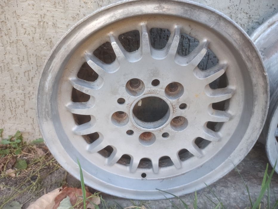 Диски литі  BMW 5*120