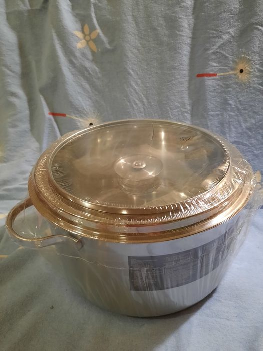 Продам новую каструлю Tamington House 24 диаметр, 5,8 литров