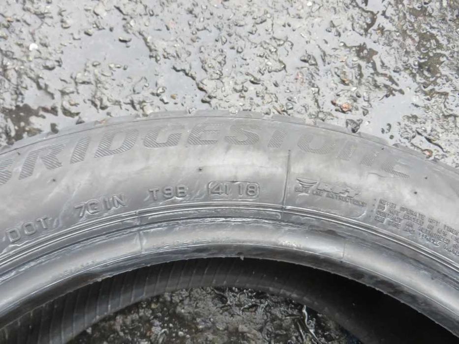 225/50 R18 RSC 95H Bridgestone BlizzakLm001 зима 2штуки