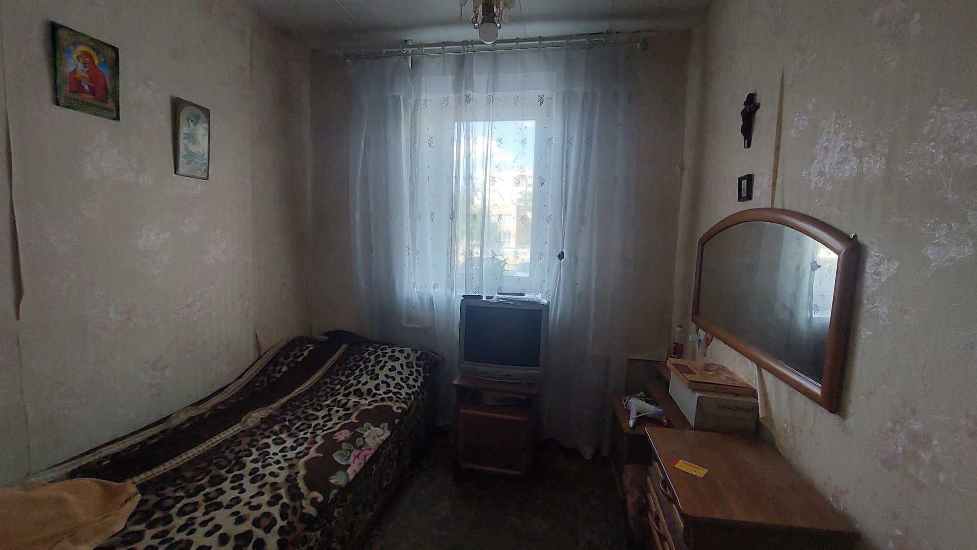 Продам 3-кімнатну квартиру. Вул.Грецька,4.