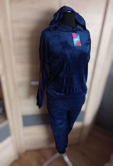 Dres welurowy komplet