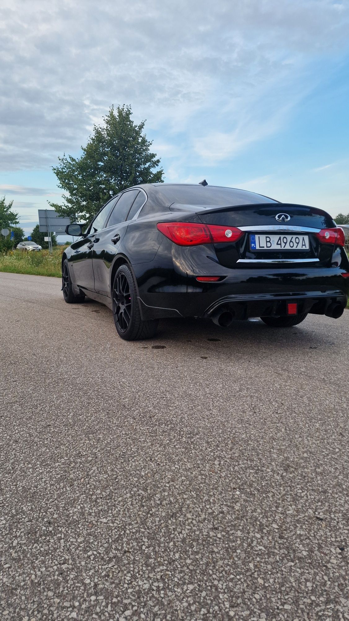 Infiniti Q50S 3.7 V6 – 333 KM | Akebono