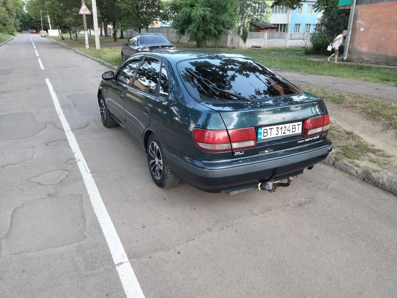 Продам Toyota Carina 1.6