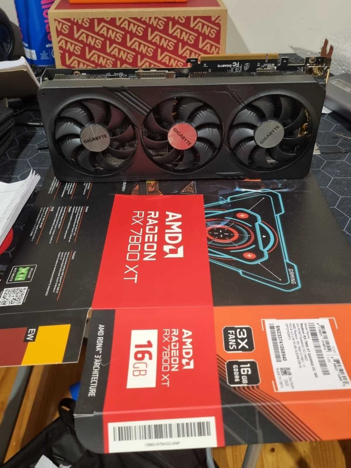 AMD Radeon RX 7800 XT 16GB GDDR6 / Відеокарта