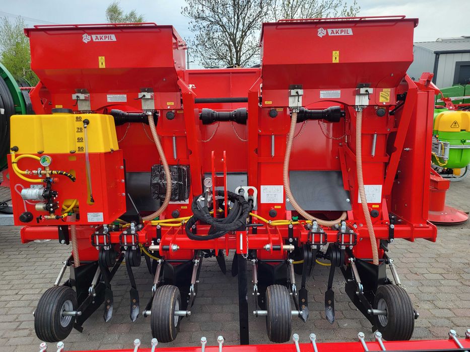 OD REKI!!! Sadzarka POWER PLANT 4 rzędy AKPIL 2200 litrów + formownica