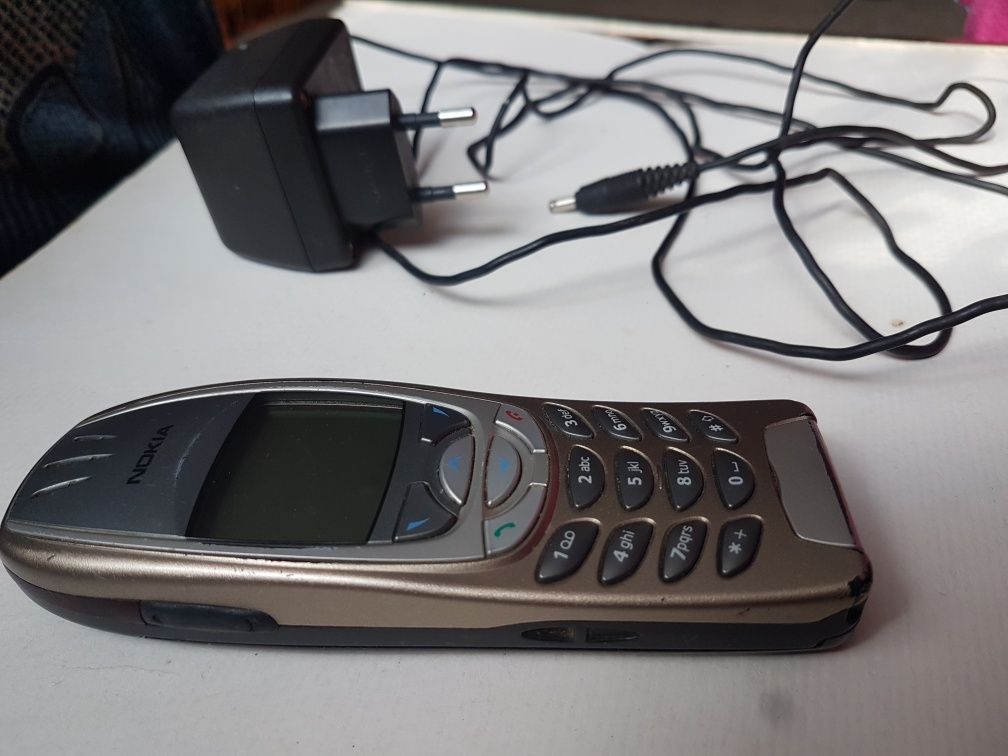 Nokia 6310 i telefon klasyk