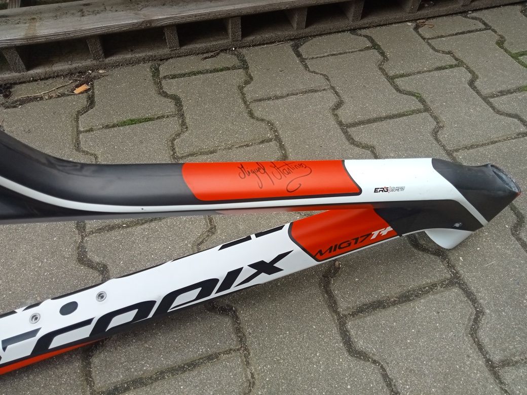 Nowa rama carbonowa tropix pod koła 27,5 cała,17 cali