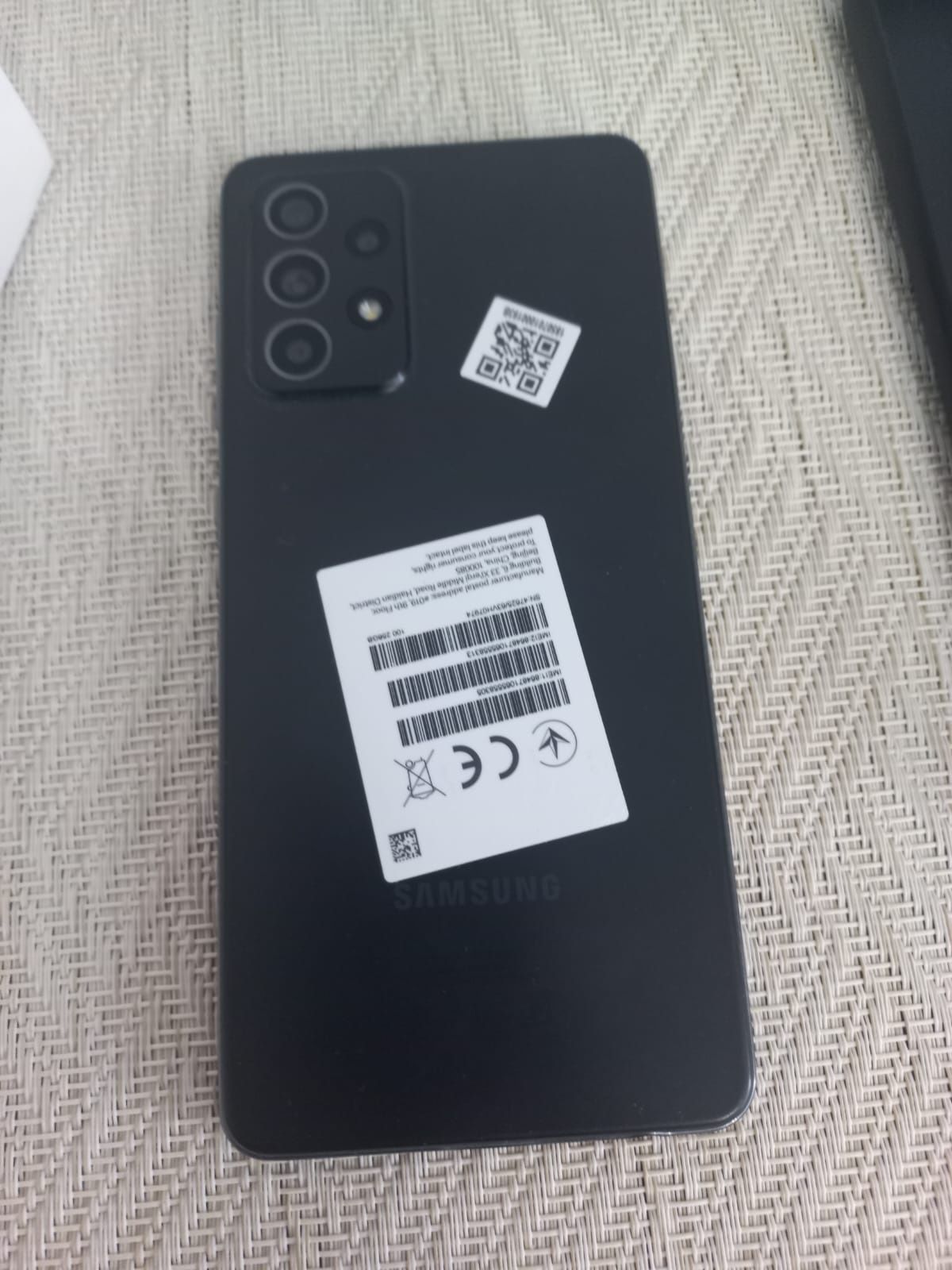 Samsung a52 5G  память 6-128
