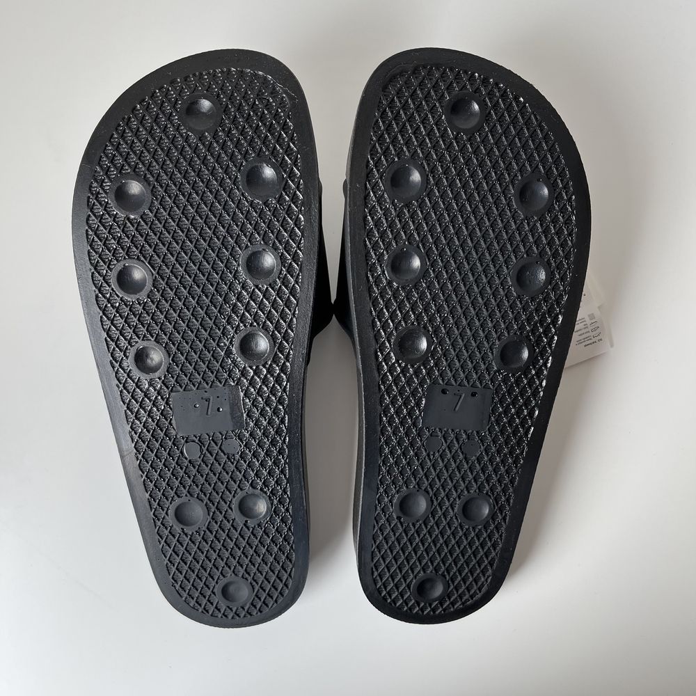 Klapki adidas Adilette Equipment core black OG slides