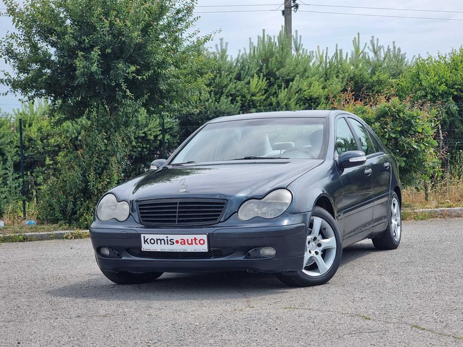 Продам Mercedes-Benz C-Class 2001. Можна в розстрочку, під викуп.