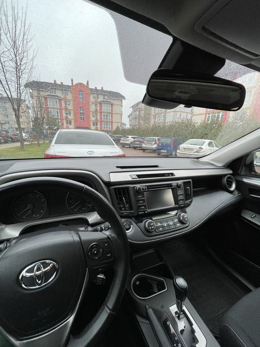 Продам Toyota RAV-4 2018 року