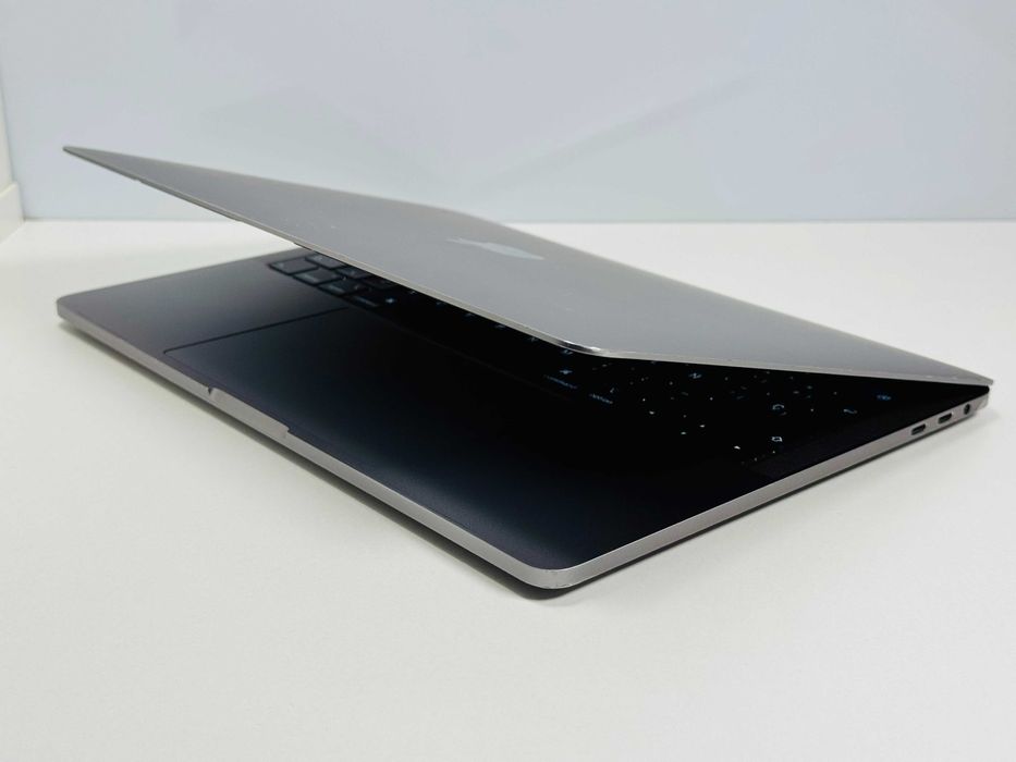 MacBook Pro 13 2018 Touchbar I5 8GB 256GB Nowa Bateria Gwarancja 4TBT3