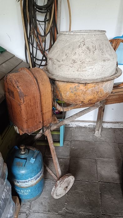 Betoniarka, Defro 80L/220