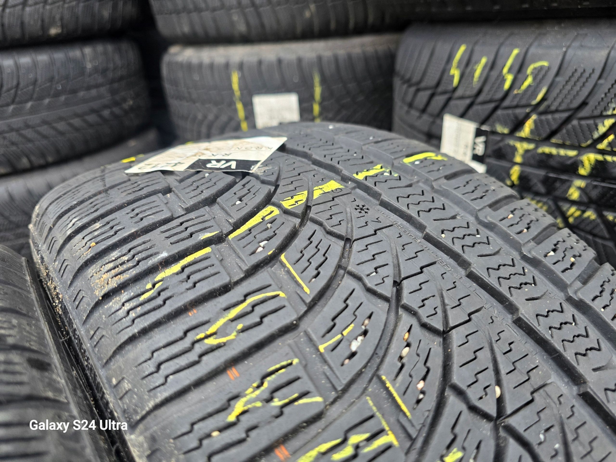 Nokian WR A4 245/45R18 100V Rsc 6mm 18r 4x