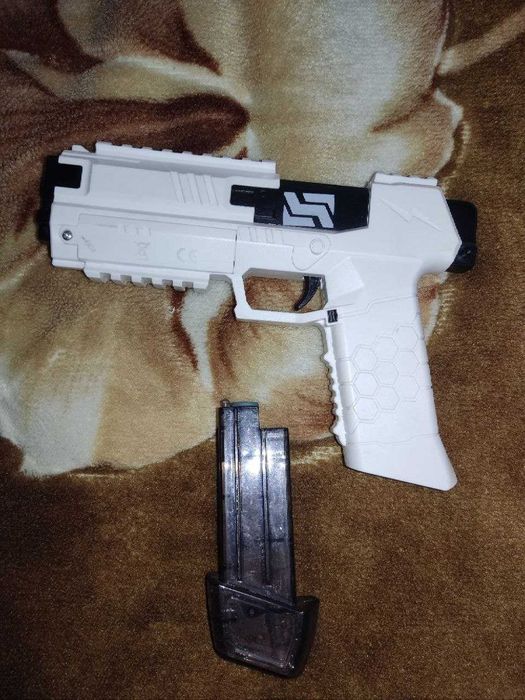 Водяной пистолет электрический