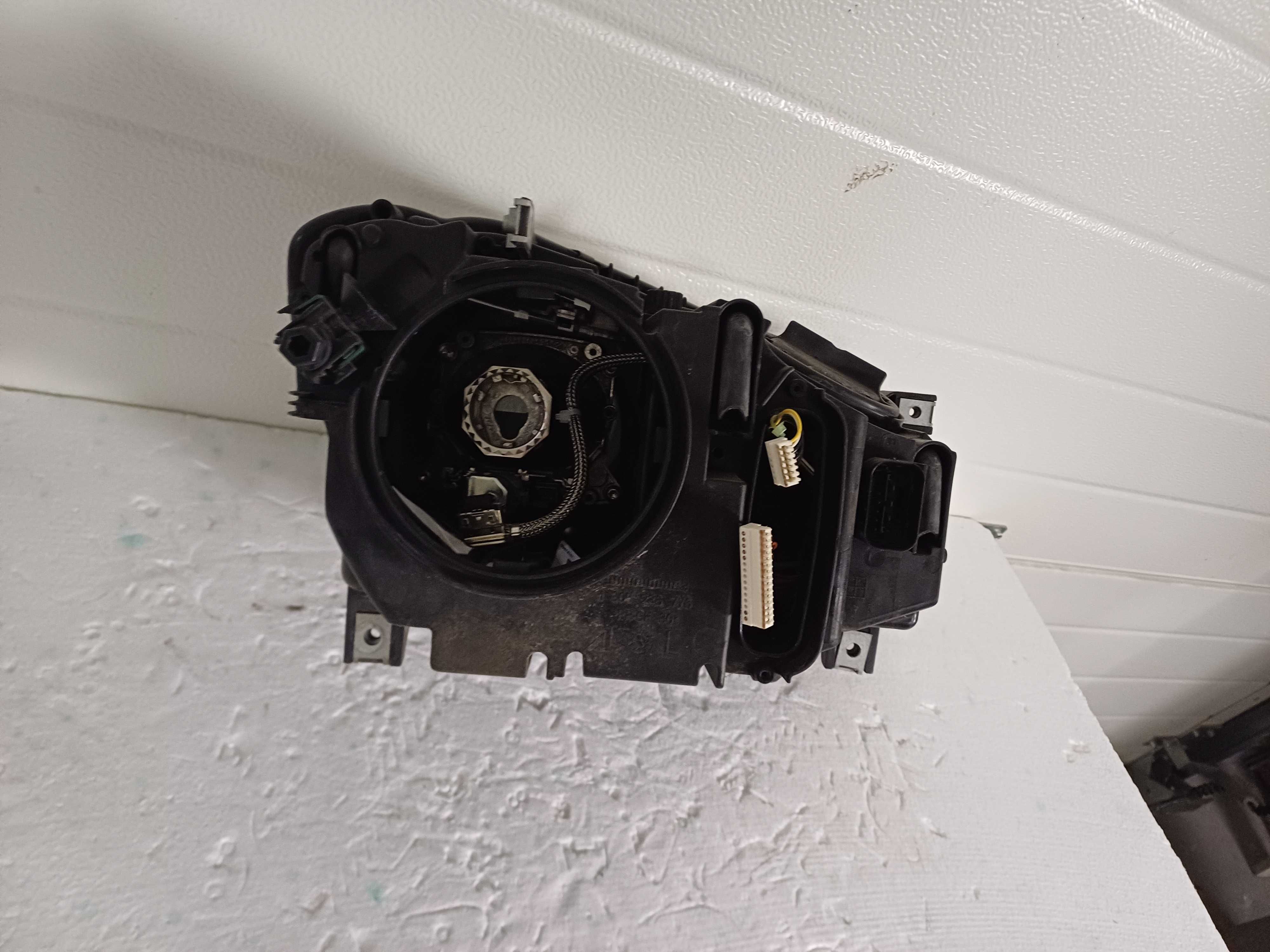 lampa lewa bmw 6 f12 f13 bi-xenon nie skrętny 722.20.83
