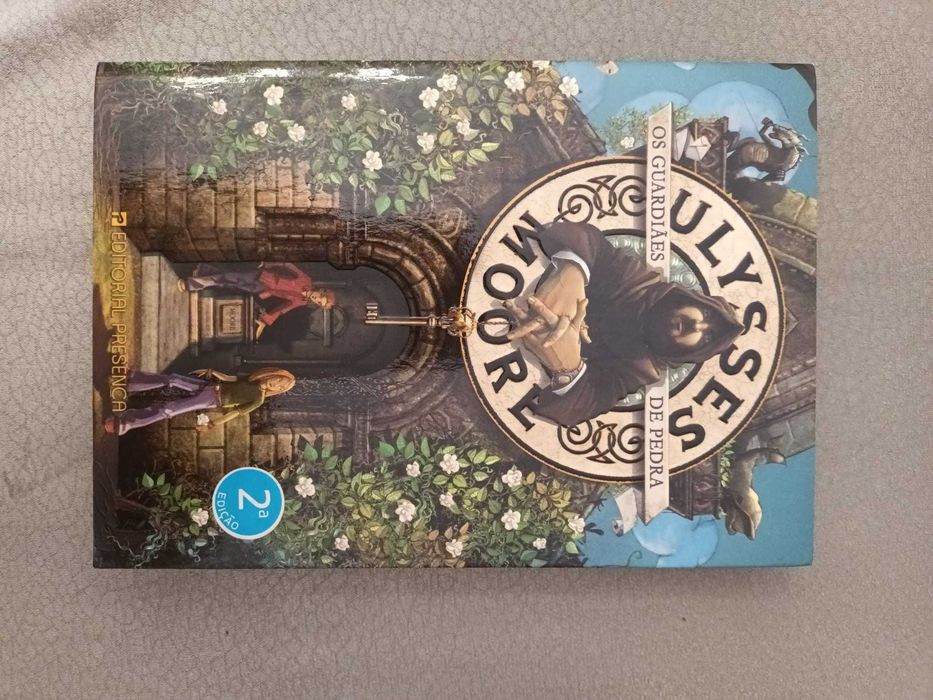 Livro "Os guardiães de pedra", de Ulysses Moore