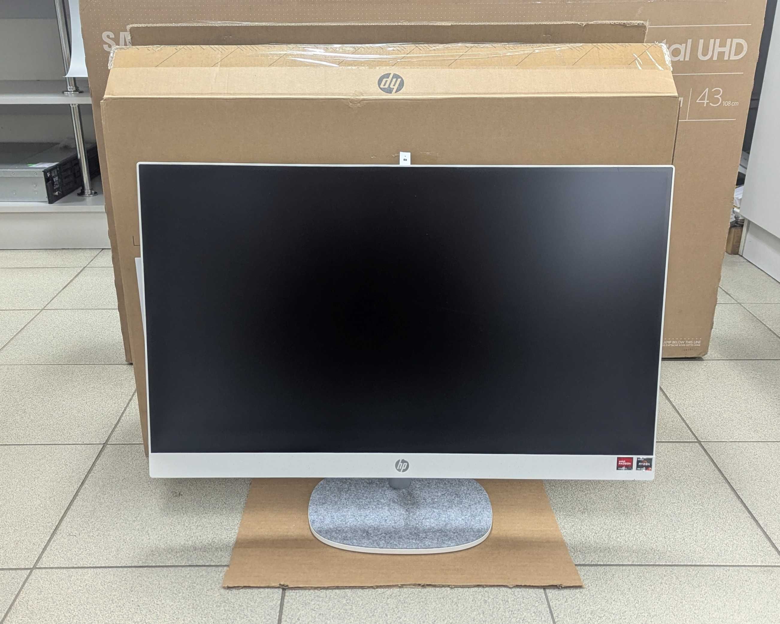 Моноблок HP AiO/ 27'' FHD IPS/ AMD Ryzen7 7730U/ RAM 8 Gb/ SSD 512 Gb