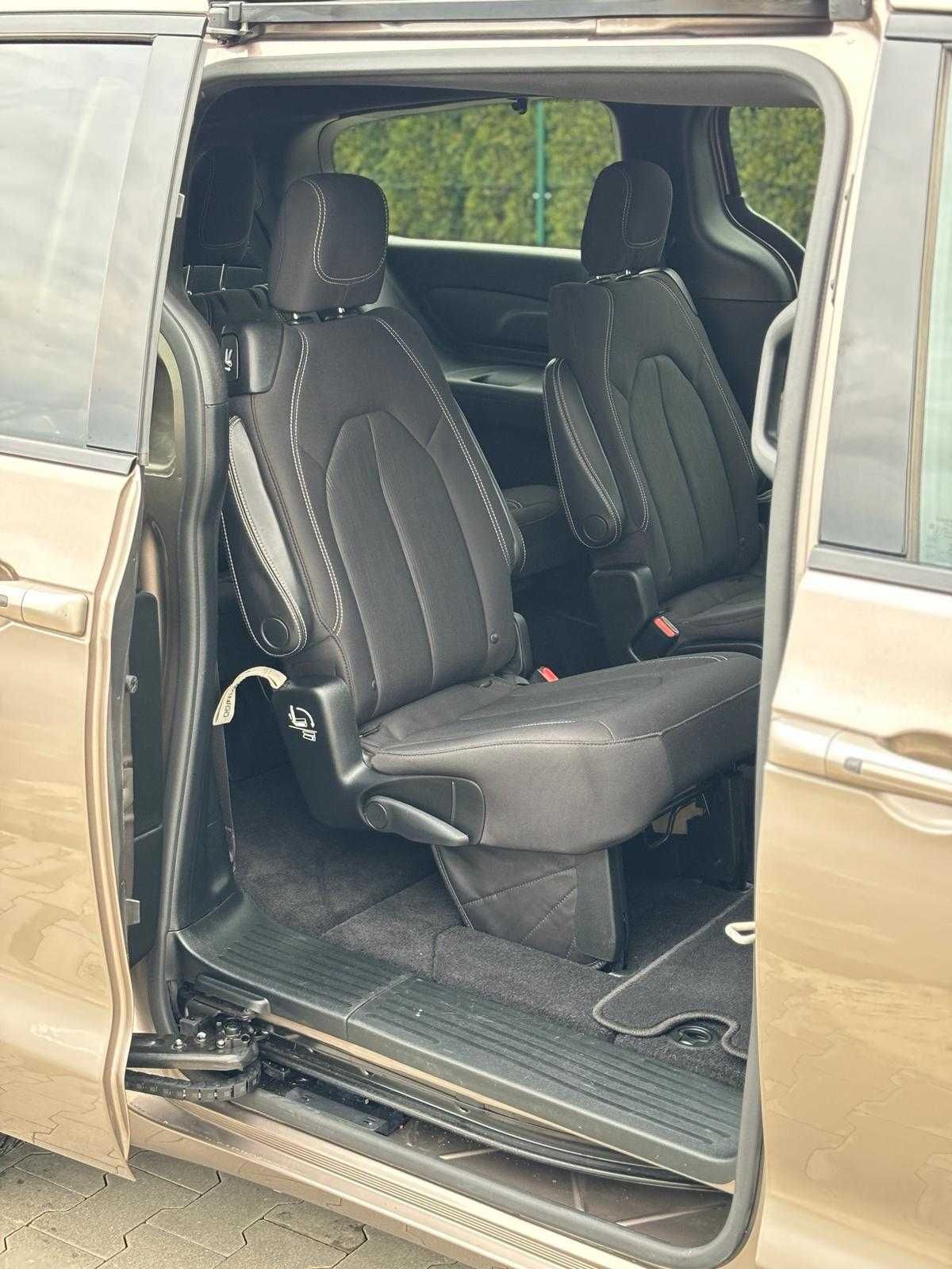 Chrysler Pacifica Touring Plus S