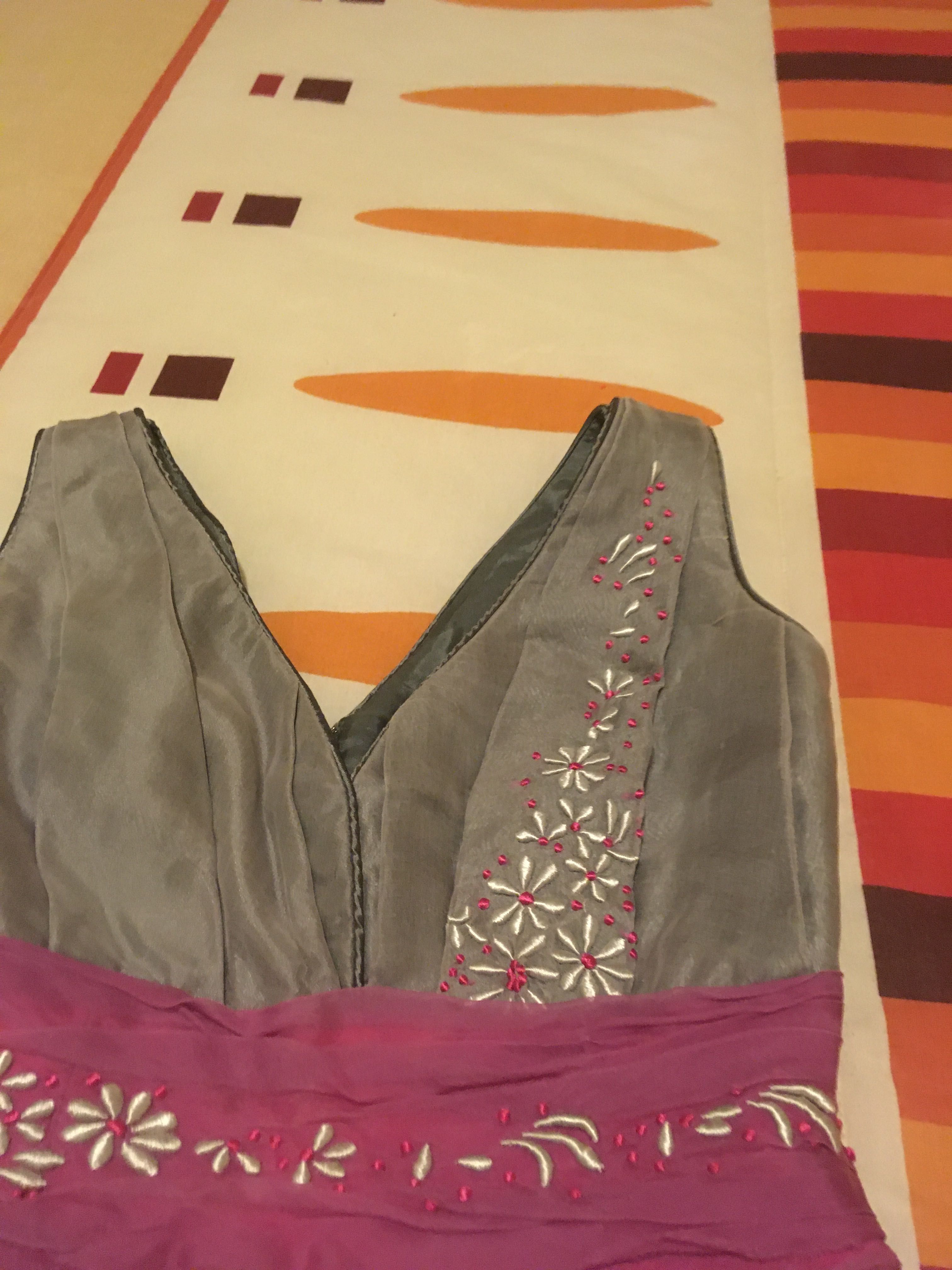 Vestido Bordado Madeira em seda selvagem