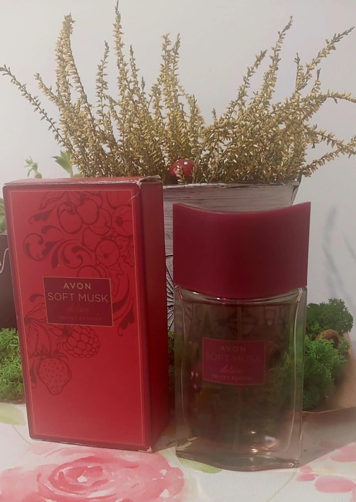 Woda toal. Soft Musk Delice Velvet Berries