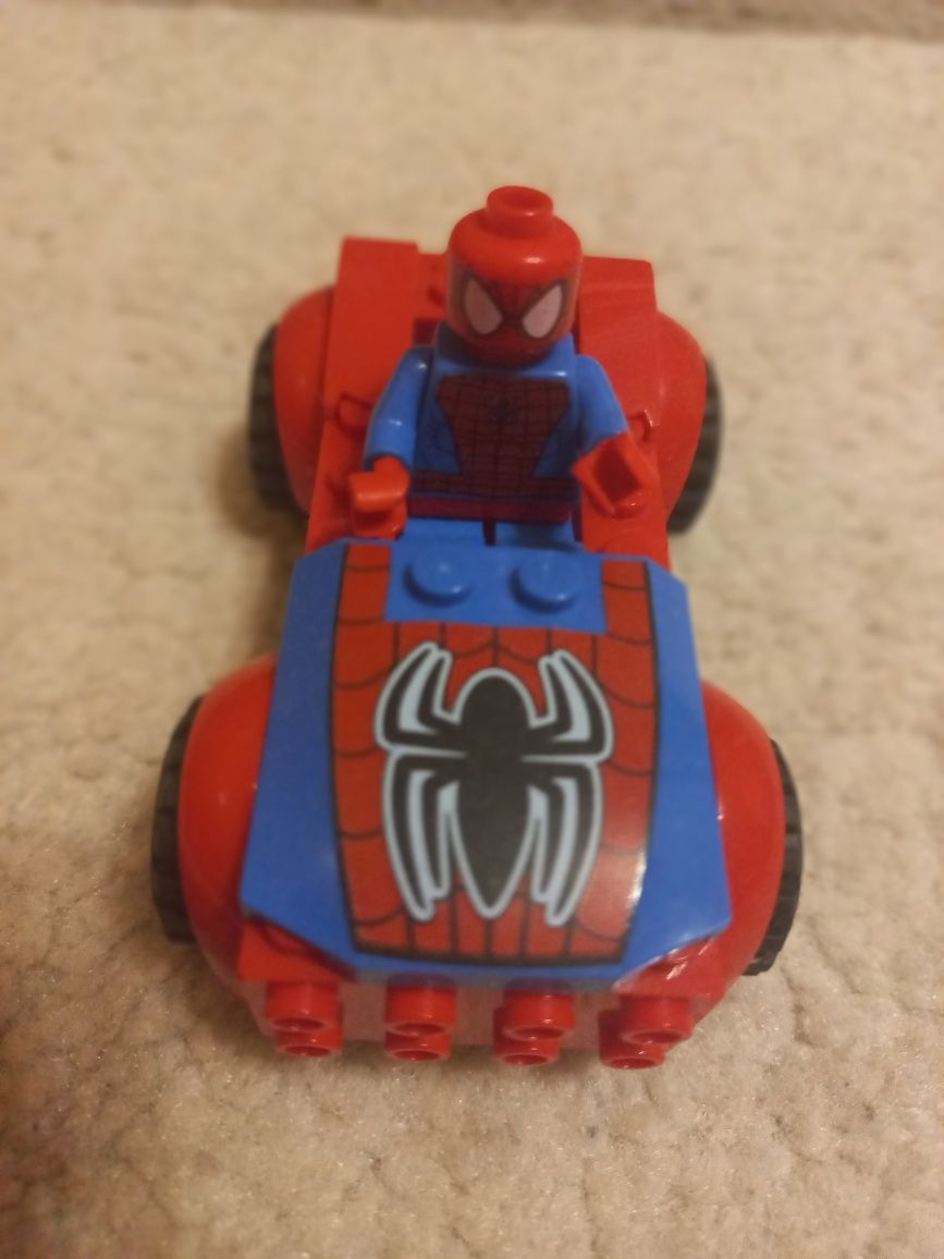 Carrinho Lego Homem aranha + Boneco