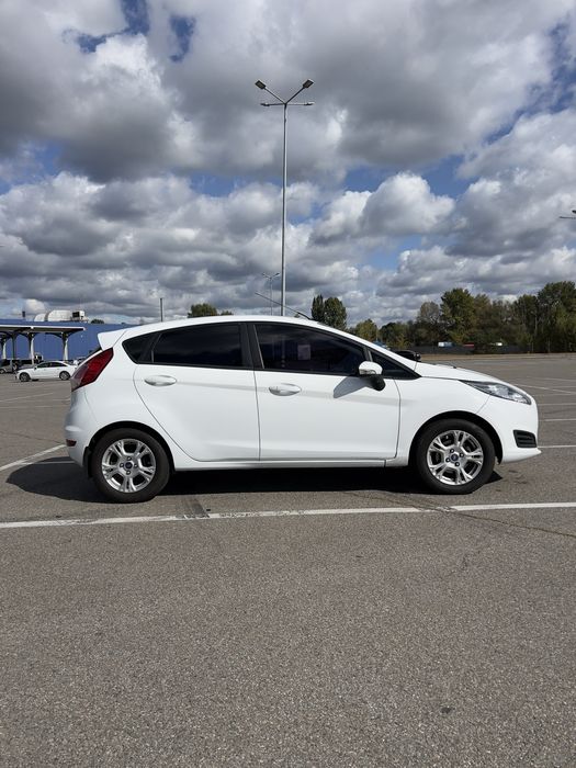 Ford Fiesta 2013 1,0 бенз