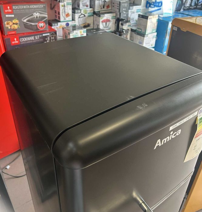 Lodówka Amica RETRO 144 CM WYS. Kolor: Czarny matowy