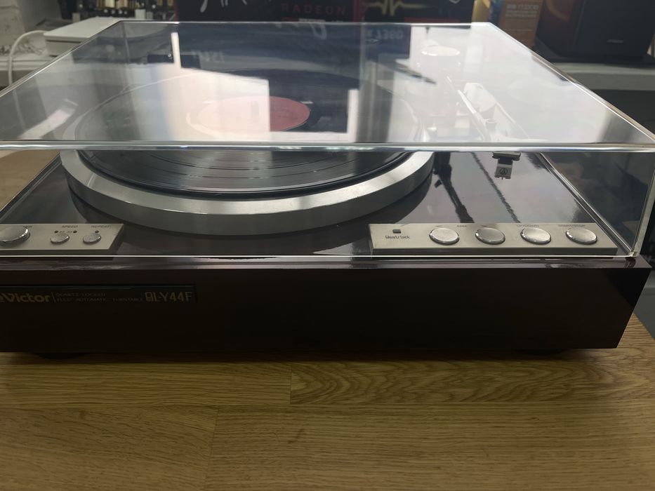 Вініловий програвач Victor QL-Y44 Direct Drive,