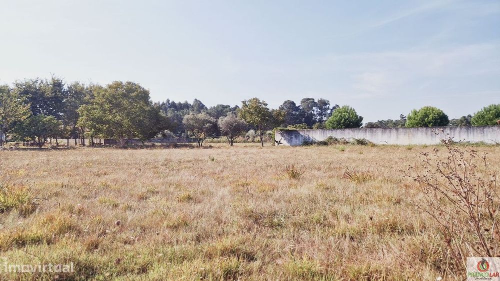 terreno com viabilidade de construção no  Vale da Marinha