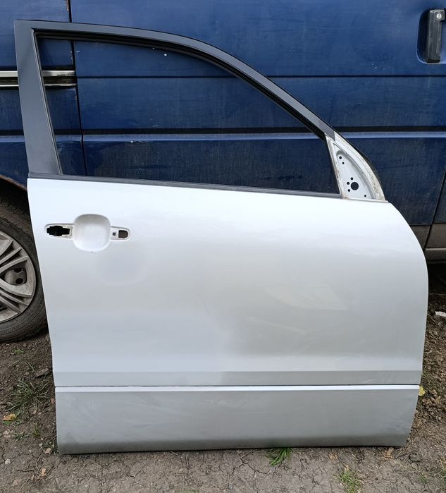 Двері Suzuki grand vitara 2006 р.