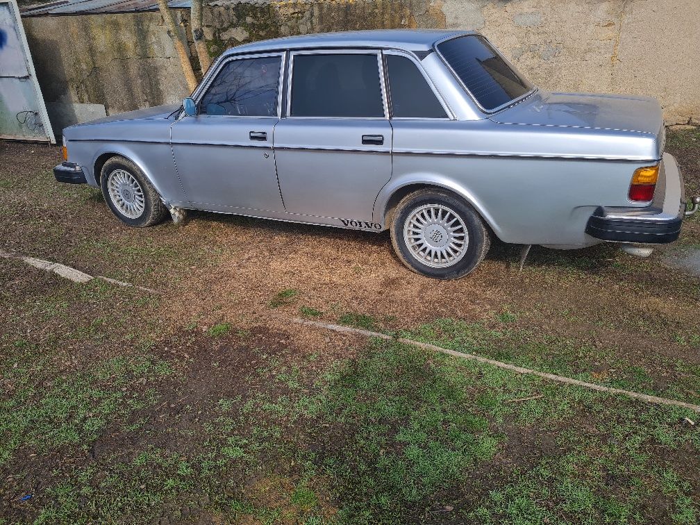 Авто __Volvo 244