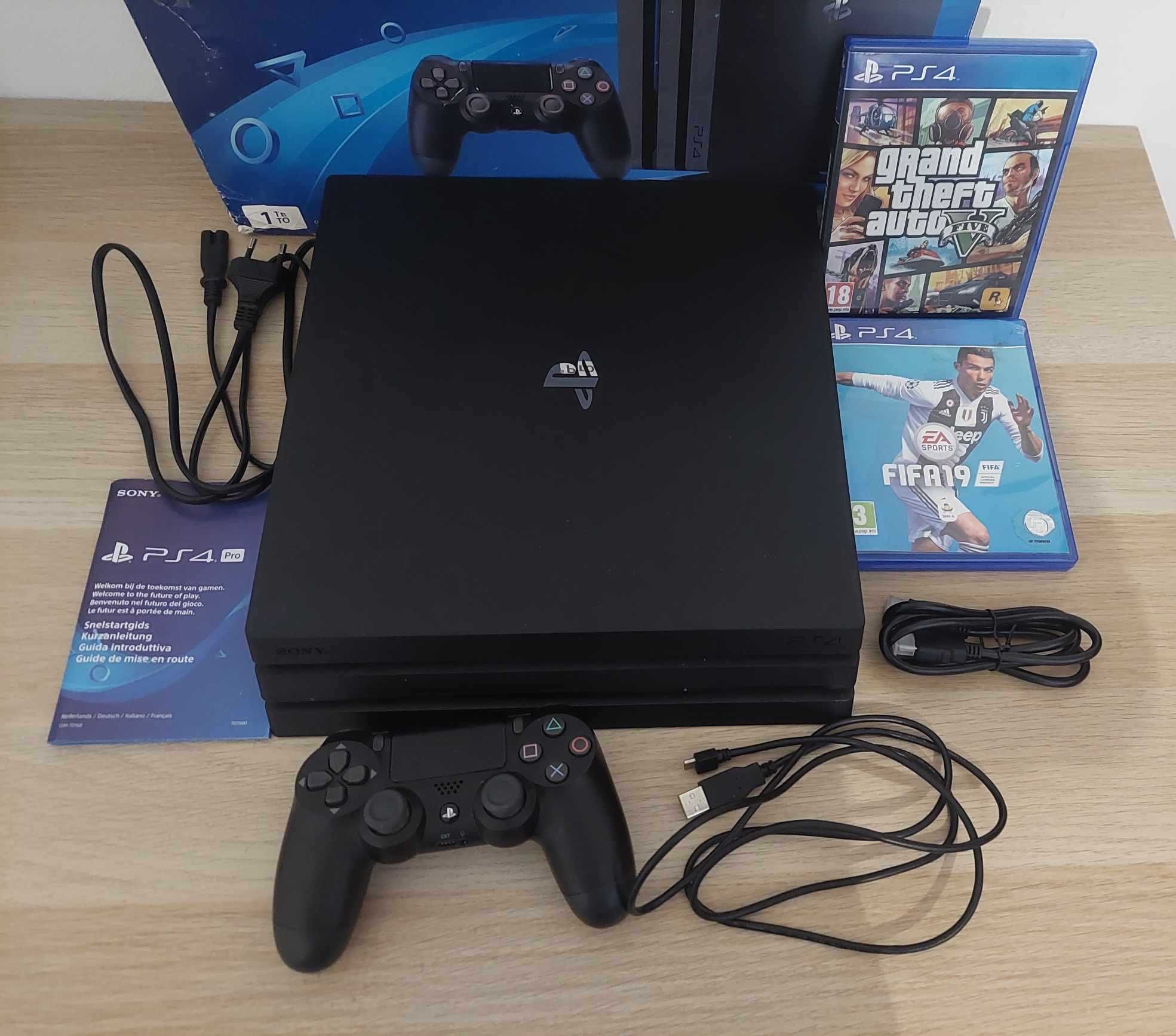 Ps4 Pro 4K de 1 TB Na Caixa com 1 Comando Original + Gta V + Fifa 19