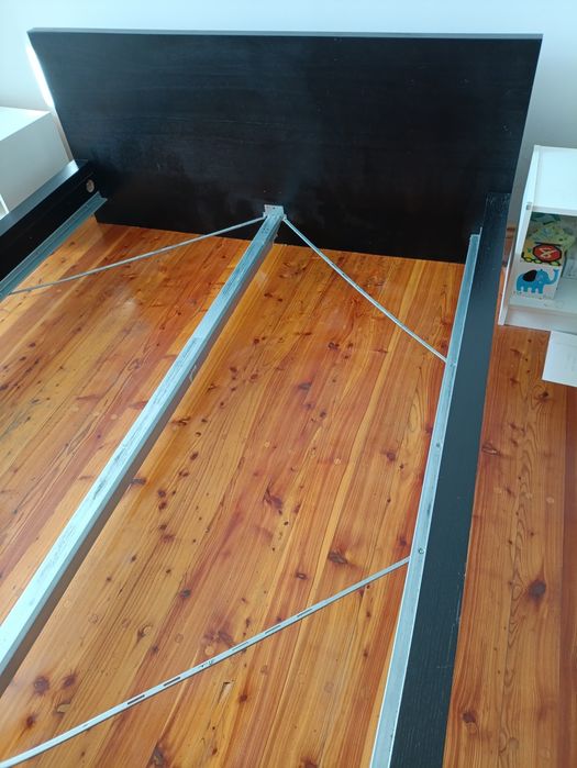 Rama łóżka MALM 160 x 200 + belka SKORVA