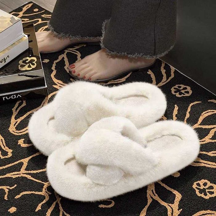 Жіночі домашні тапочки з хутром. Розмір 36-39 (бежеві, білі, чорні)