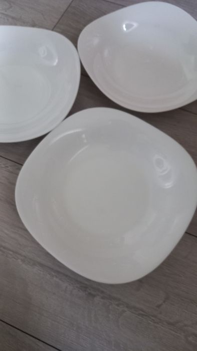 Talerze obiadowe